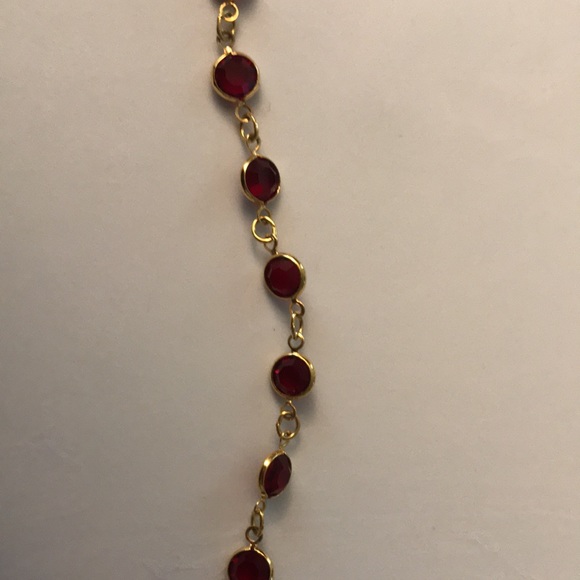 Women’s red and gold tone bracelet - Picture 2 of 5